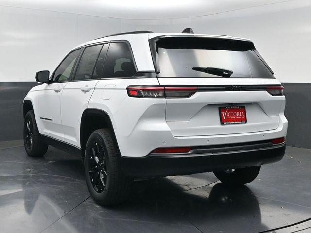 2026 Jeep Grand Cherokee Altitude 4x2