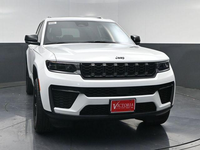 2026 Jeep Grand Cherokee Altitude 4x2