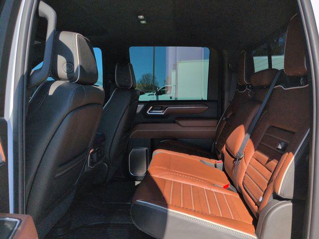 2025 GMC Sierra 2500HD 4WD Crew Cab Standard Bed Denali Ultimate