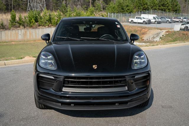 2022 Porsche Macan Base