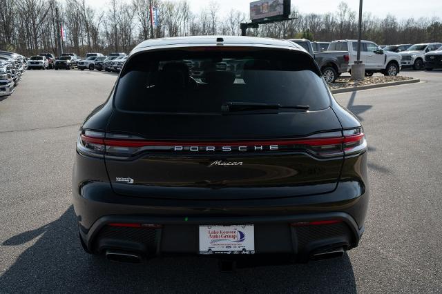 2022 Porsche Macan Base