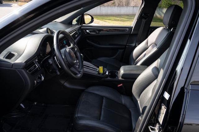 2022 Porsche Macan Base