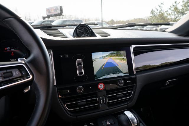 2022 Porsche Macan Base