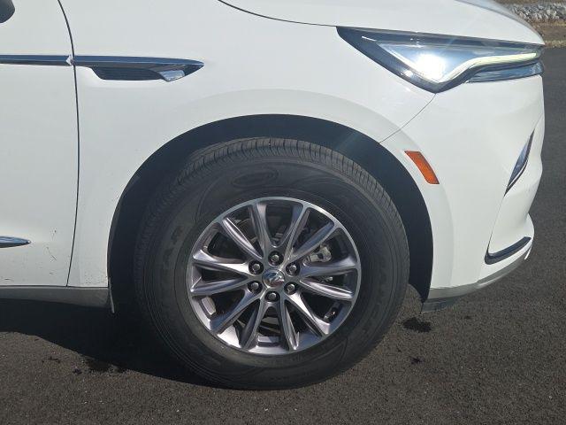 2024 Buick Enclave Premium FWD