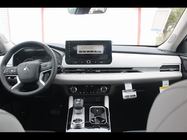 2026 Mitsubishi Outlander SE 1.5T S-AWC