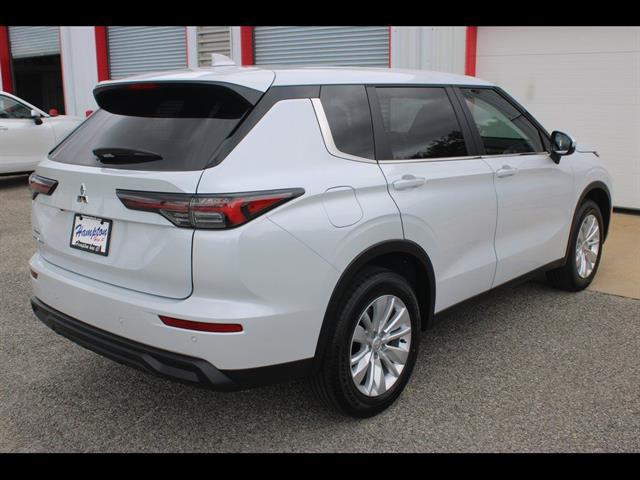 2026 Mitsubishi Outlander ES 1.5T 2WD