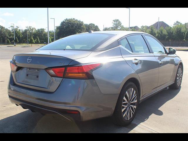 2023 Nissan Altima SV FWD
