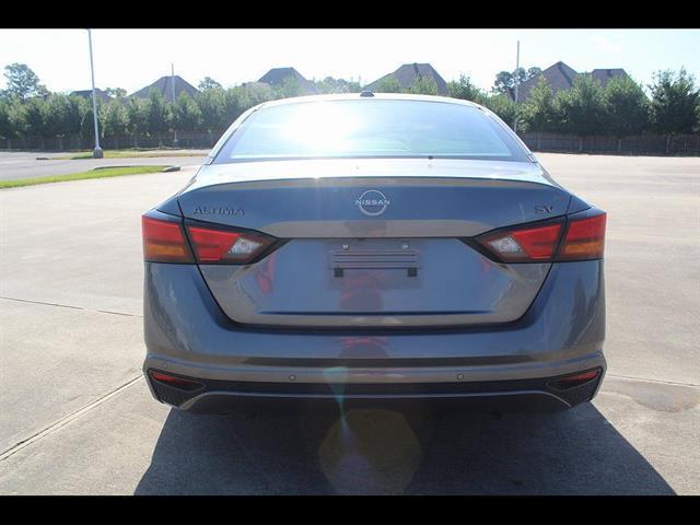2023 Nissan Altima SV FWD