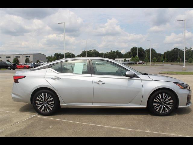 2023 Nissan Altima SV FWD