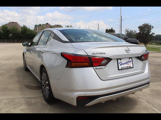 2023 Nissan Altima SV FWD