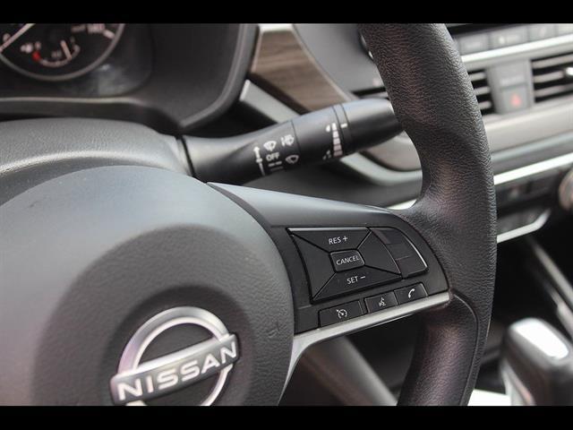 2023 Nissan Altima SV FWD