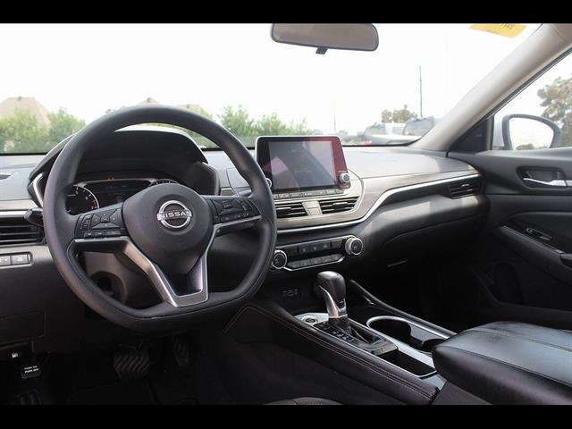 2023 Nissan Altima SV FWD
