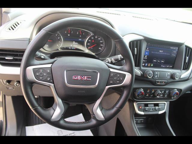 2024 GMC Terrain FWD SLT