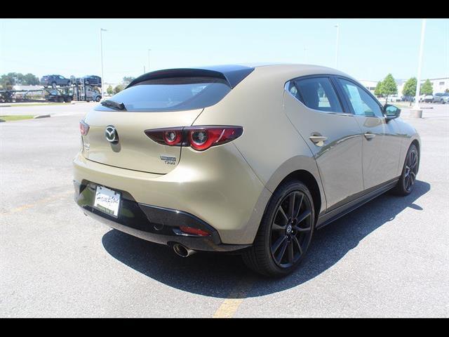 2024 Mazda Mazda3 2.5 Carbon Turbo