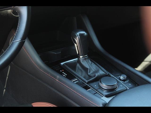 2024 Mazda Mazda3 2.5 Carbon Turbo