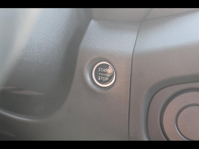 2024 Nissan Frontier Crew Cab PRO-X 4x2