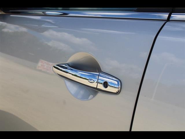 2024 Nissan Armada SV 2WD
