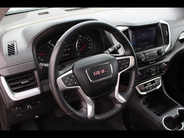 2024 GMC Terrain FWD SLT