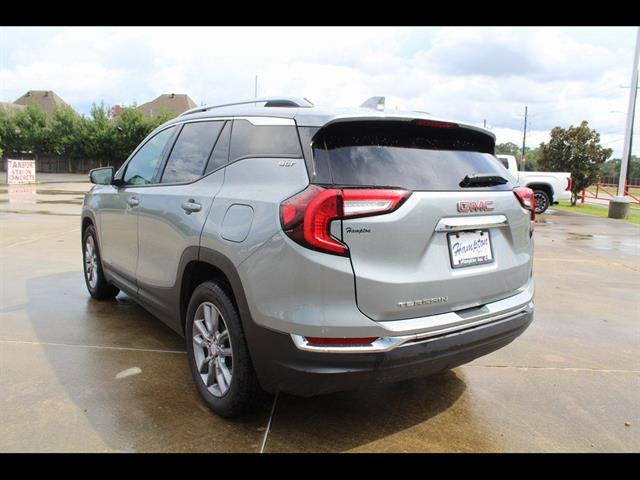 2024 GMC Terrain FWD SLT
