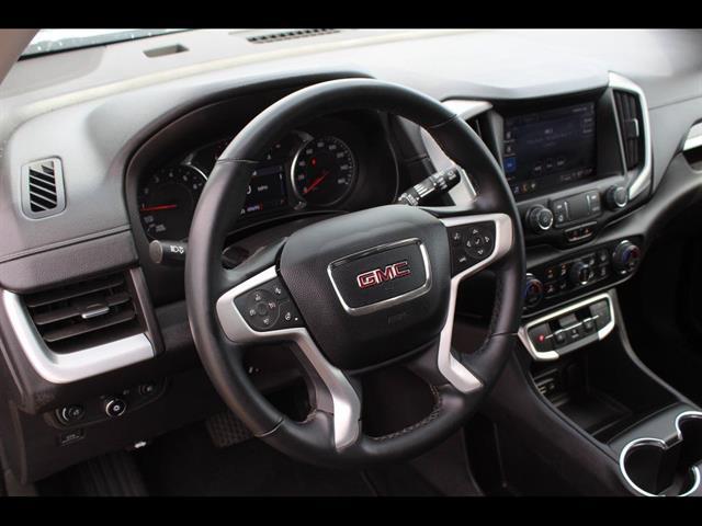 2024 GMC Terrain FWD SLT