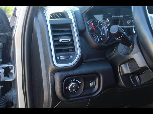 2024 Ram 3500 Big Horn Crew Cab 4x4 8' Box