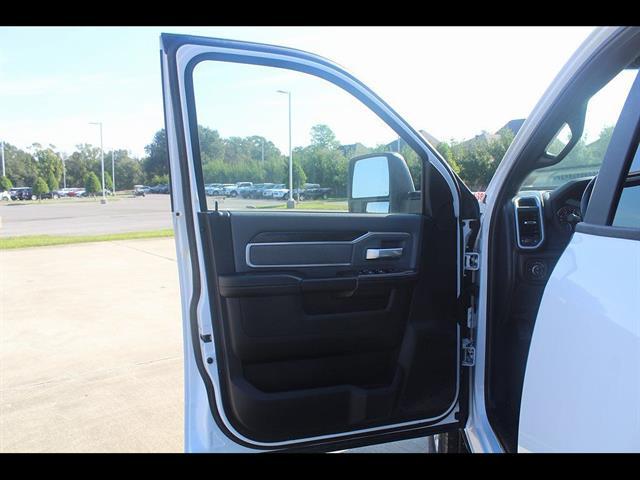 2023 Ram 2500 Big Horn Crew Cab 4x4 6'4" Box