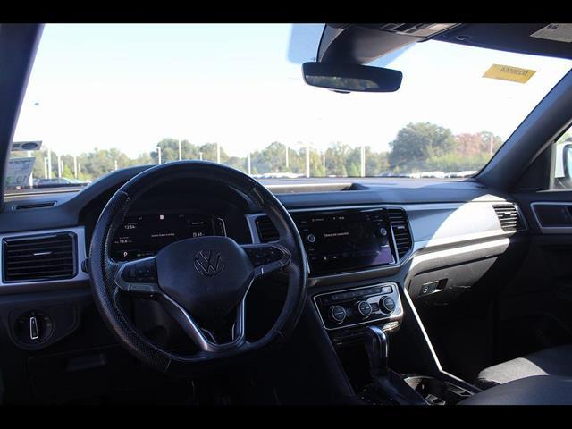 2020 Volkswagen Atlas Cross Sport 3.6L V6 SEL R-Line