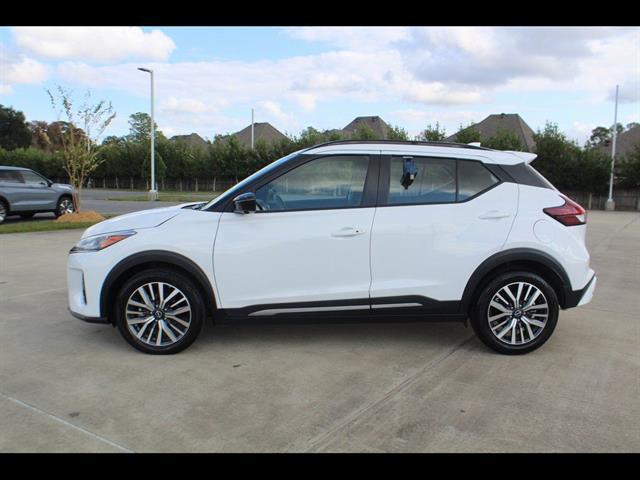 2024 Nissan Kicks SR Xtronic CVT
