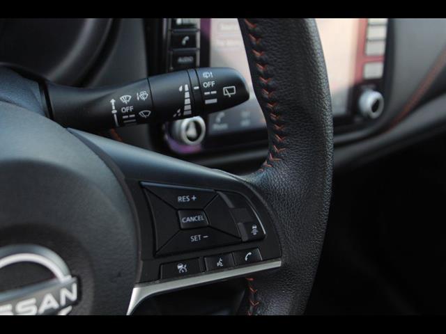 2024 Nissan Kicks SR Xtronic CVT