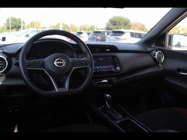 2024 Nissan Kicks SR Xtronic CVT