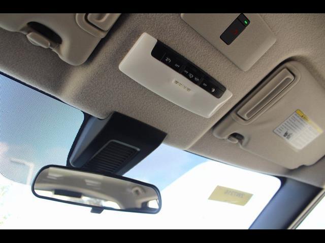 2024 Nissan Kicks SR Xtronic CVT