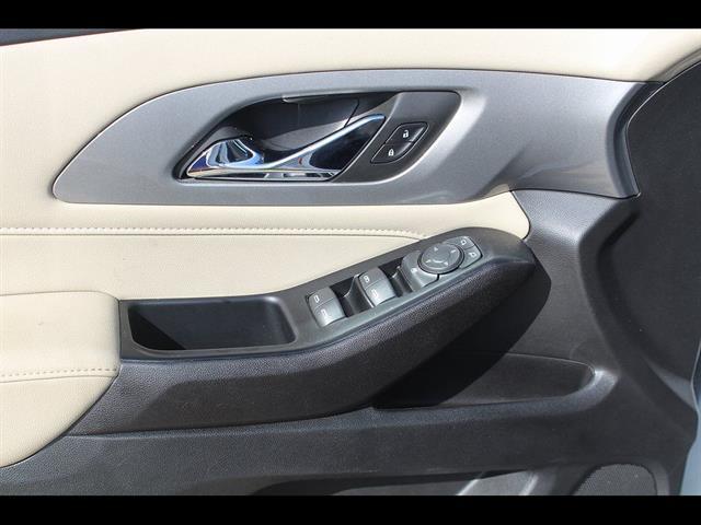 2022 Chevrolet Traverse FWD LT Cloth