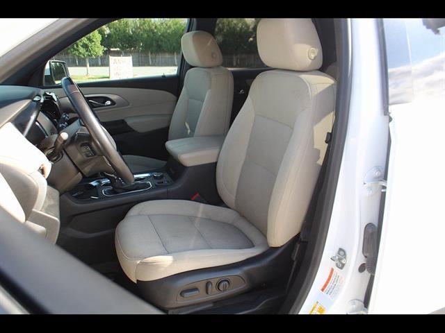 2022 Chevrolet Traverse FWD LT Cloth