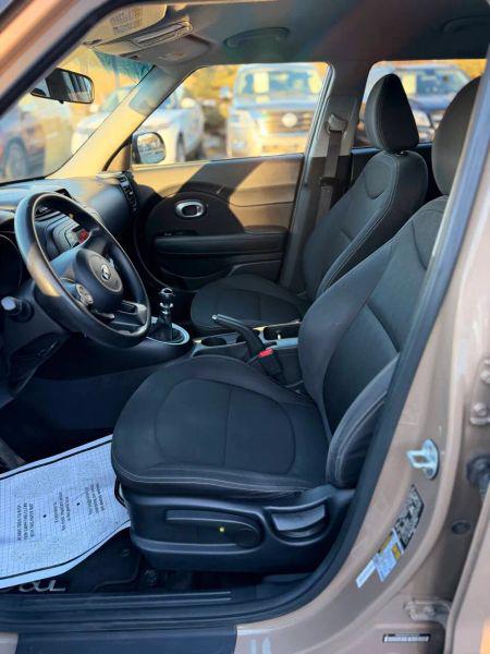 2015 Kia Soul Base