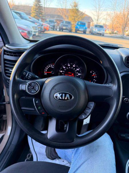 2015 Kia Soul Base