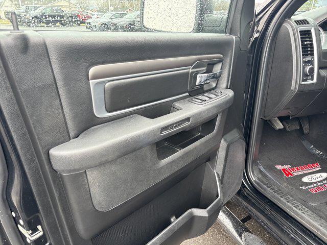 2024 Ram 1500 Classic Warlock Crew Cab 4x4 5'7" Box