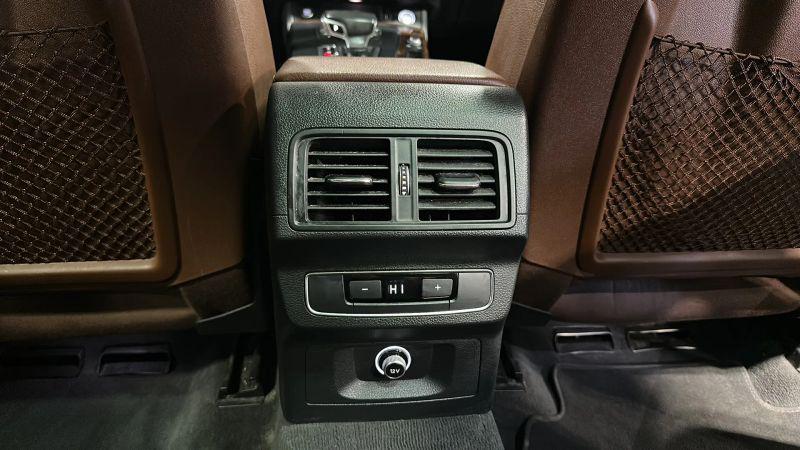 2020 Audi Q5 Titanium Premium 45 TFSI quattro S tronic