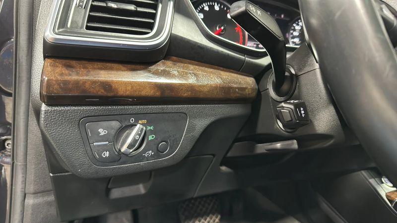 2020 Audi Q5 Titanium Premium 45 TFSI quattro S tronic