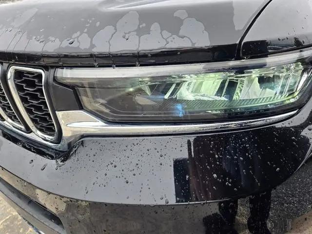 2022 Jeep Grand Cherokee L Laredo 4x4
