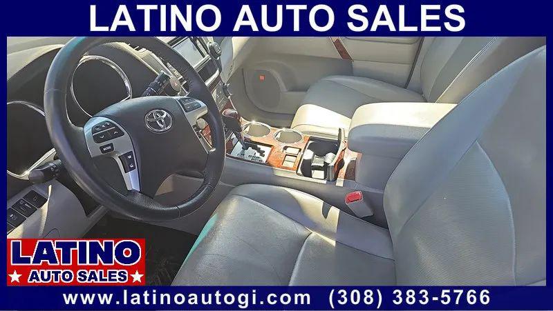 2013 Toyota Highlander Limited V6