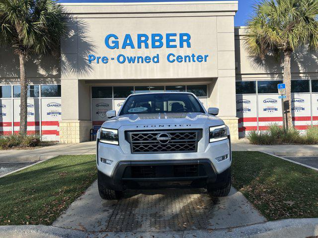2024 Nissan Frontier Crew Cab SL 4x2