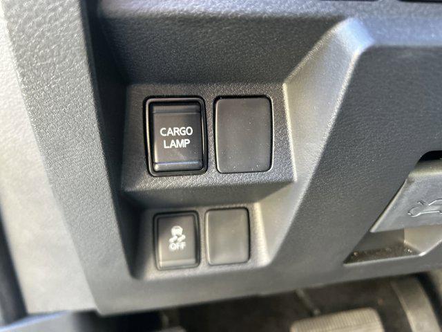 2024 Nissan Frontier Crew Cab SL 4x2