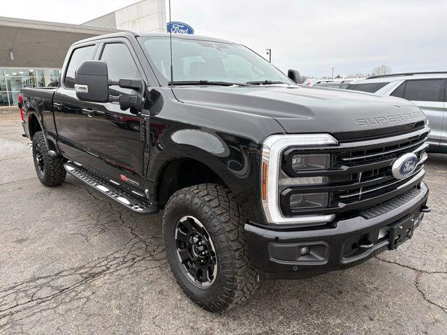 2025 Ford F-250 Platinum