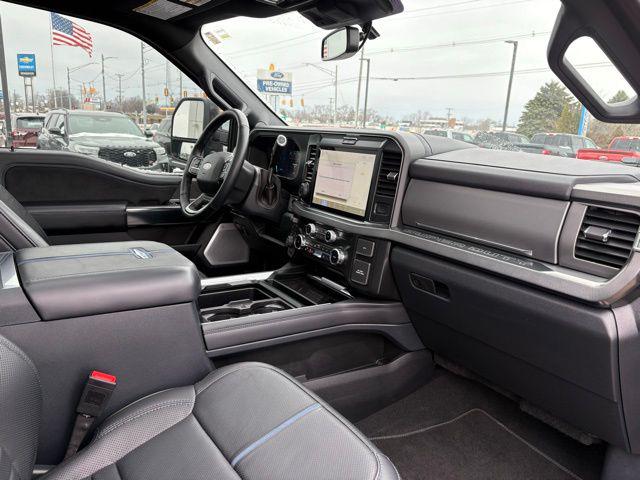 2025 Ford F-250 Platinum