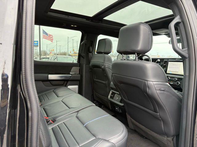 2025 Ford F-250 Platinum