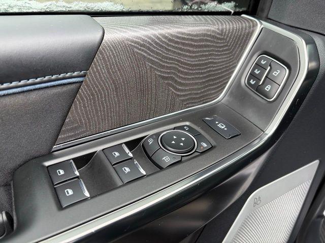 2025 Ford F-250 Platinum
