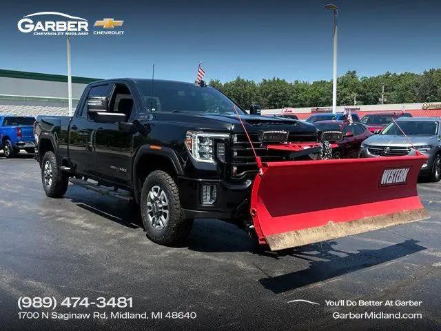 2021 GMC Sierra 2500HD 4WD Crew Cab Standard Bed AT4 for sale in Midland, MI