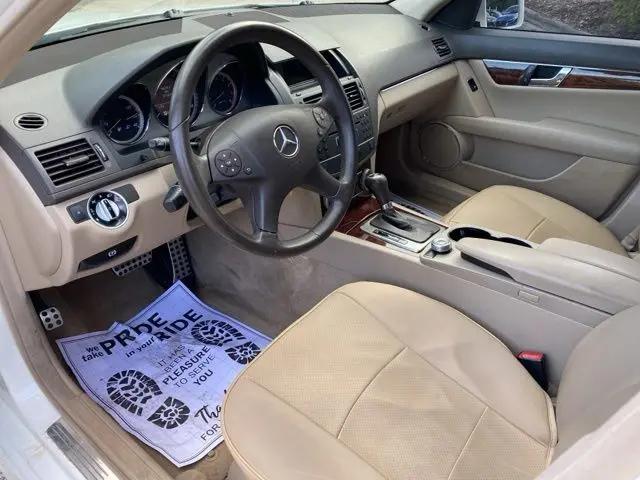 2011 Mercedes-Benz C-CLASS C 300 Luxury 4MATIC