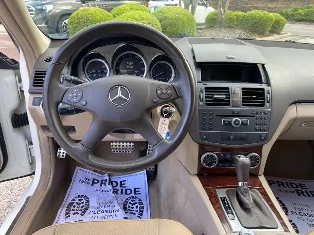 2011 Mercedes-Benz C-CLASS C 300 Luxury 4MATIC