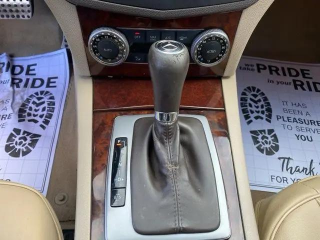 2011 Mercedes-Benz C-CLASS C 300 Luxury 4MATIC